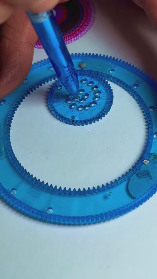 Spirograph Drawing Set